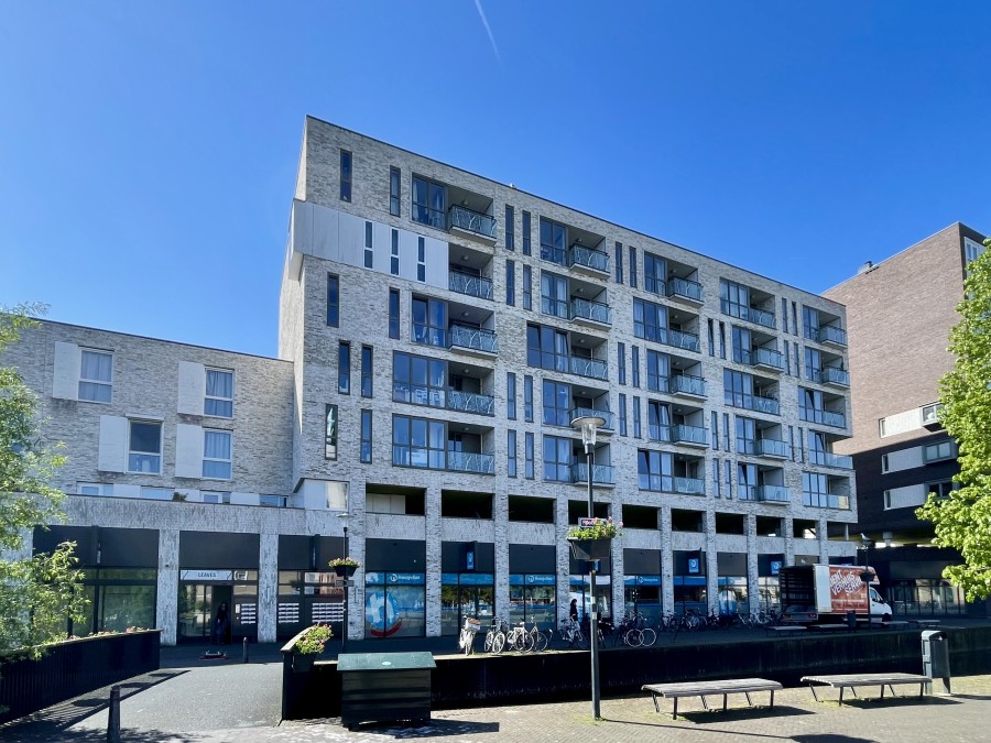 Kralendijkkade, Leiden